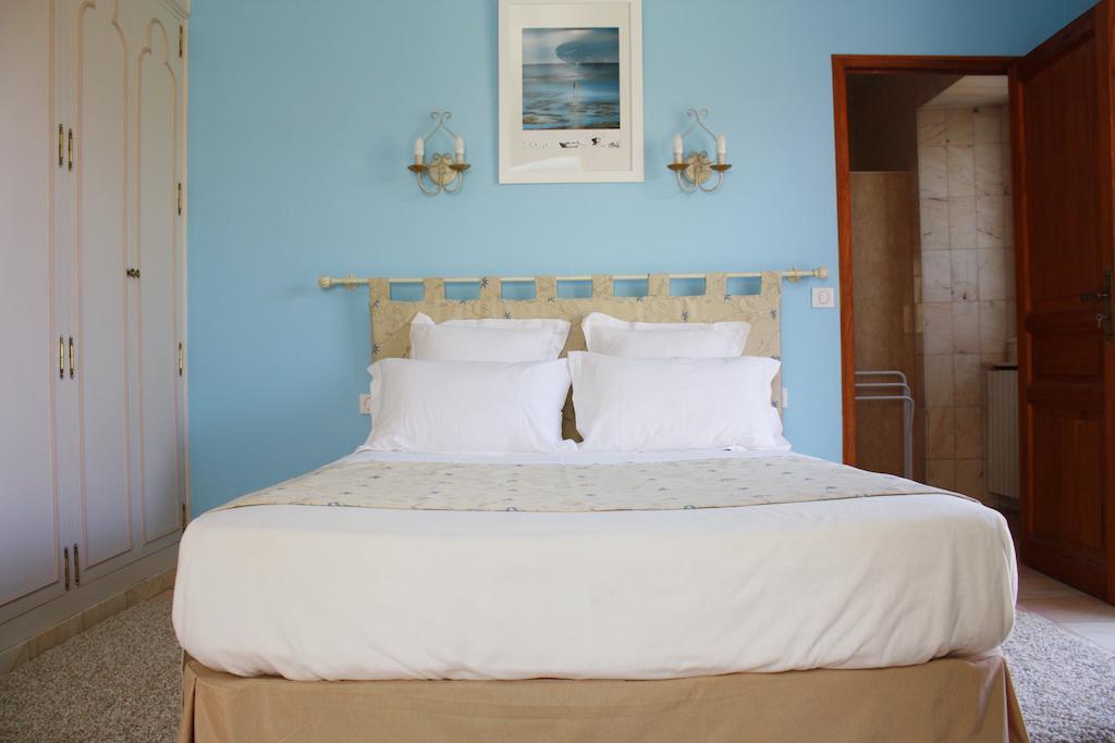Relais De La Ganache Bed and Breakfast Saint-Astier  Kamer foto