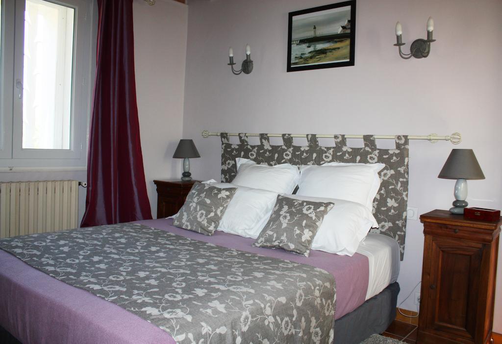 Relais De La Ganache Bed and Breakfast Saint-Astier  Kamer foto